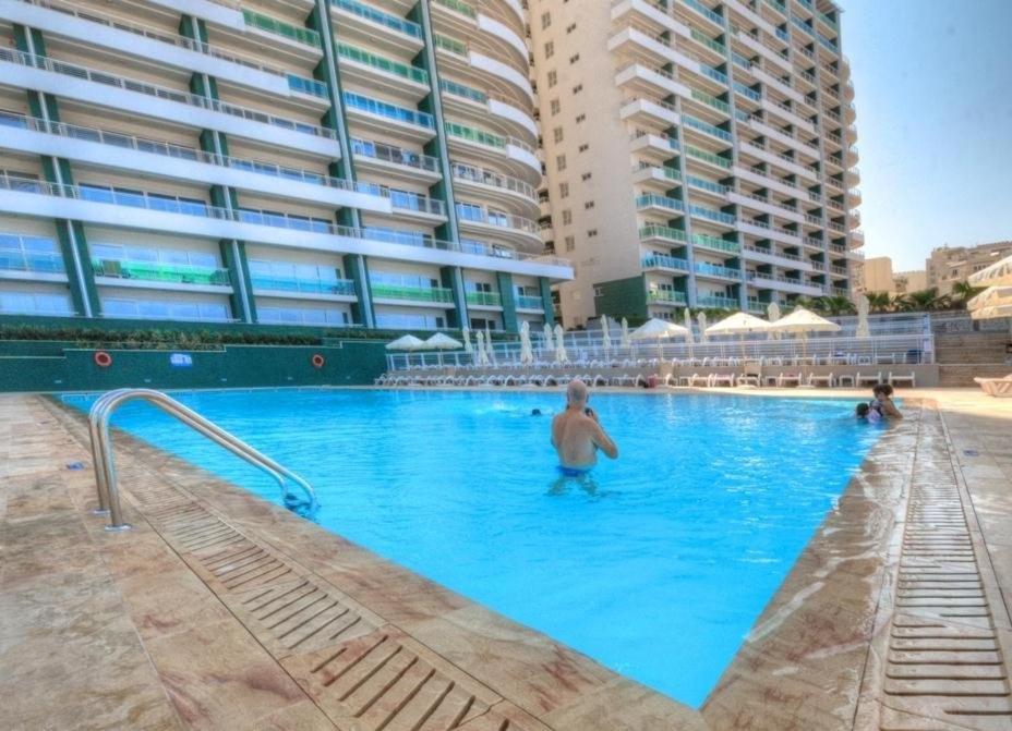 Seafront Lux Apart Inc Pool, Upmarket Area Sliema Bagian luar foto