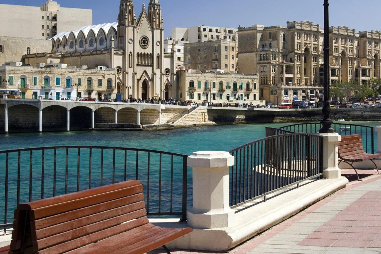 Seafront Lux Apart Inc Pool, Upmarket Area Sliema Bagian luar foto