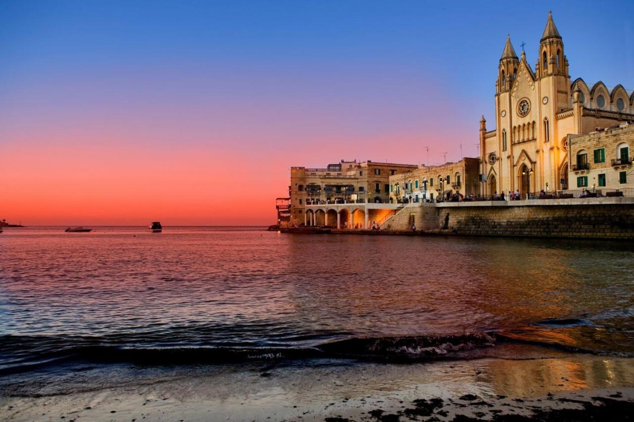 Seafront Lux Apart Inc Pool, Upmarket Area Sliema Bagian luar foto